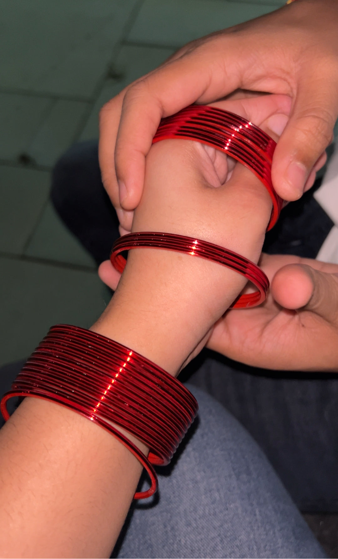 Red Plain Glossy Bangles✨