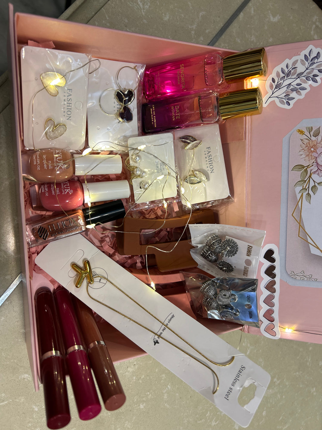 Bride to he hamper